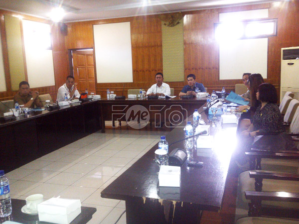 Ribuan Kendaraan Mewah �Bobol� Pajak Daerah